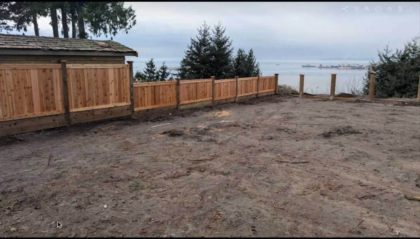 The full run of fence along the lot