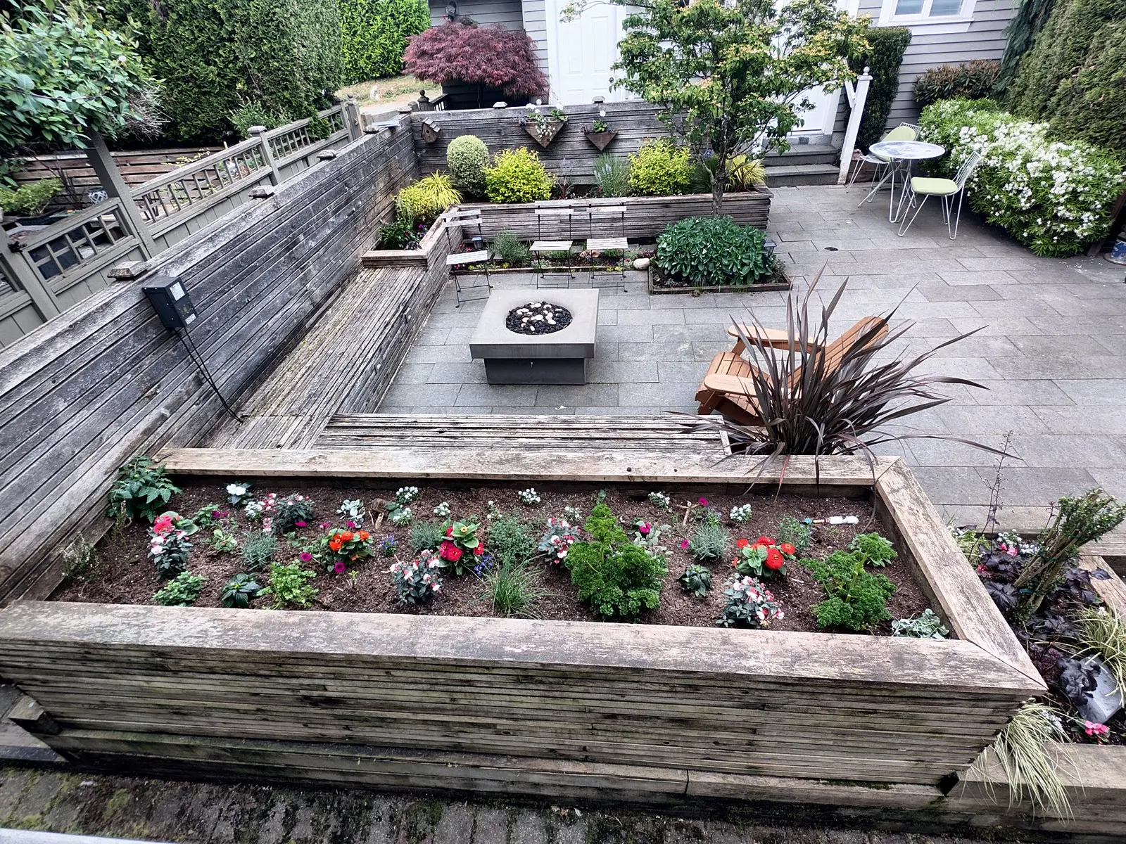 Before: Horizontal cedar fence, planters and seating, Kitsilano, Vancouver